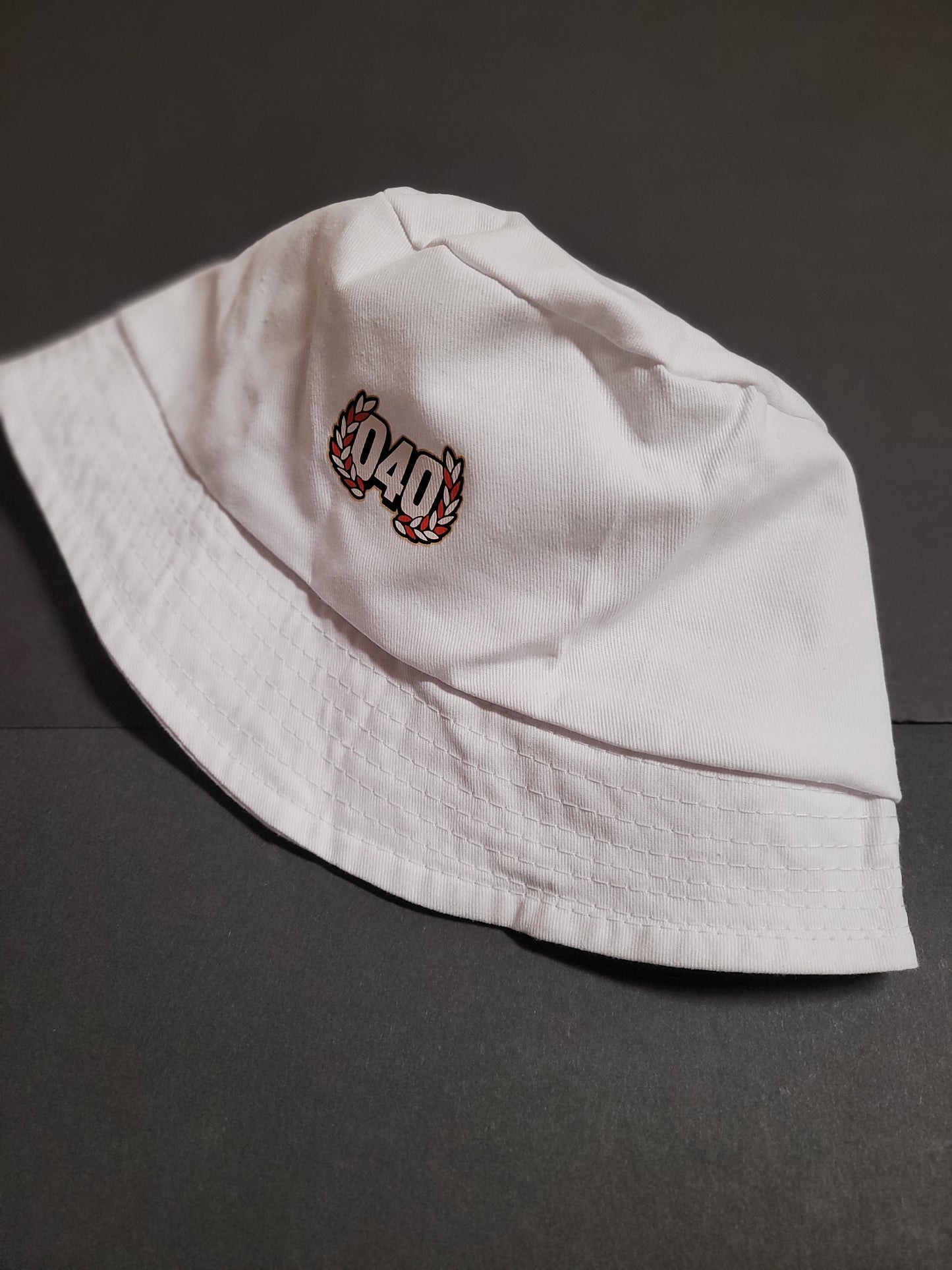 040 Bucket hat