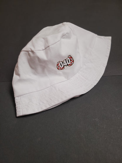 040 Bucket hat